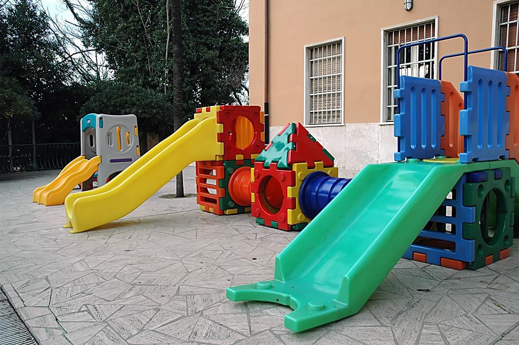 Casa Religiosa Per Ferie Ancelle Del Santuario Hotell Rom Exteriör bild